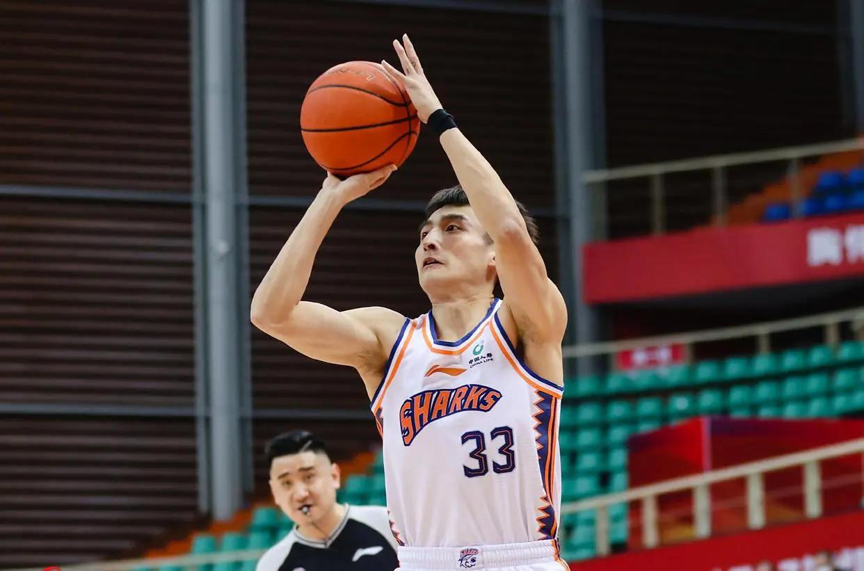 这里青训培, 球队考虑需